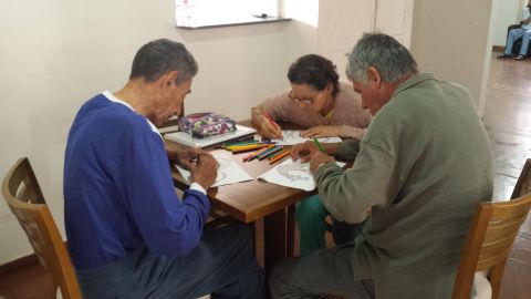 Atividade artística em grupo!